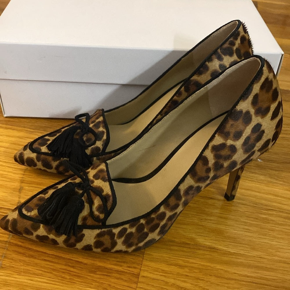 NWT Ann Taylor Women’s Cheetah Print Heels With Black Bow Size 7