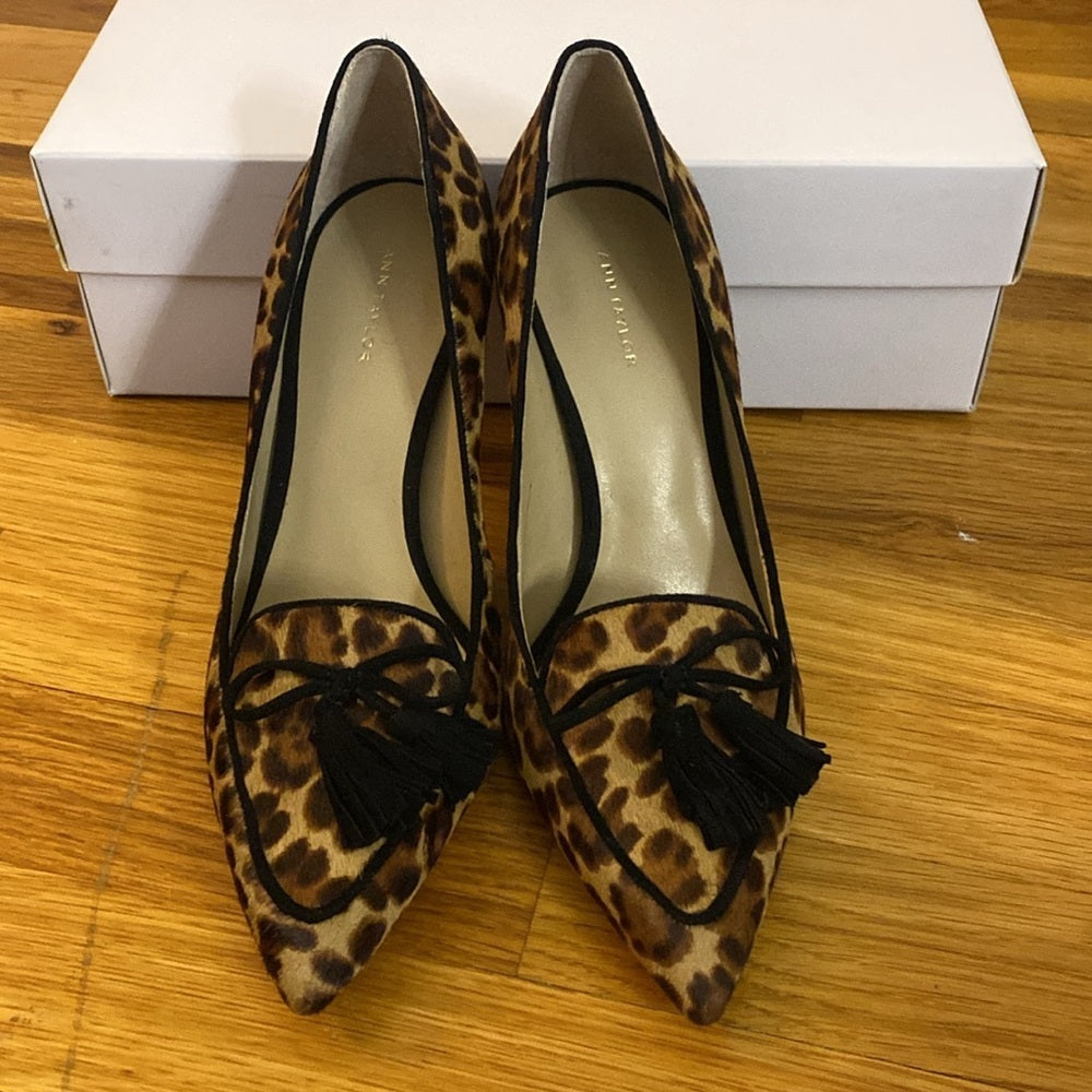 NWT Ann Taylor Women’s Cheetah Print Heels With Black Bow Size 7