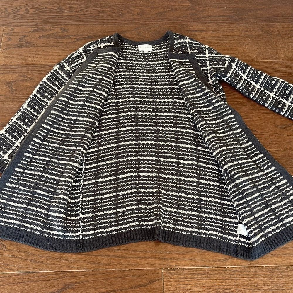 OLIVE + Oak Grey Sweater Jacket Size Large