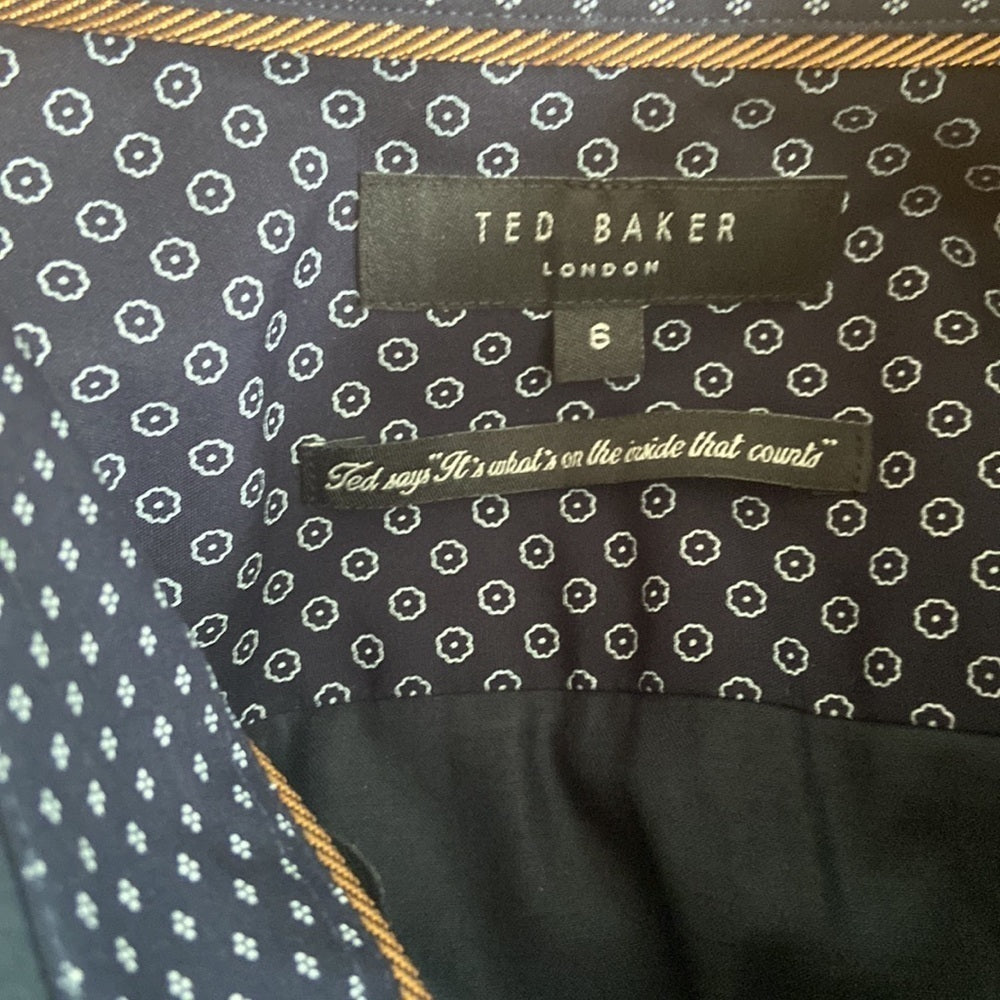 MEN’S Ted Baker London button down. Navy blue. Size 6