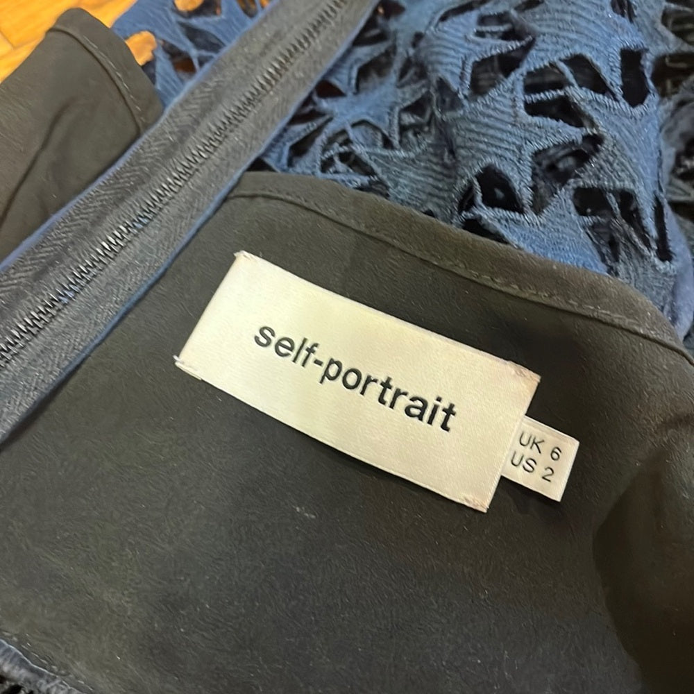 Self-portrait Woman’s Navy Lace Ruffle Dress Size US 2