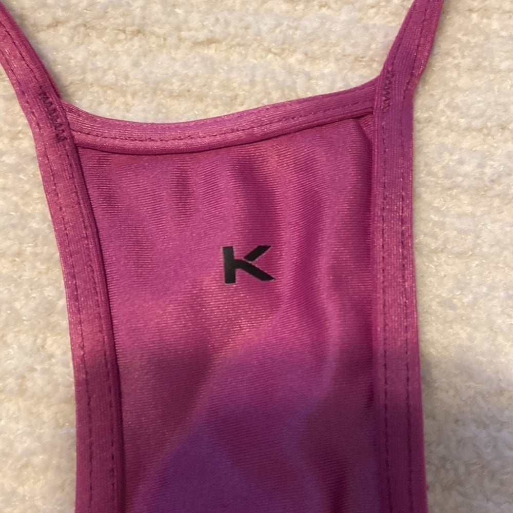 WOMEN’S sports bra. Purple.