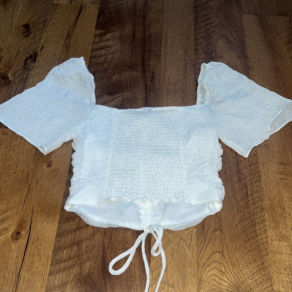 NWT Wayf Woman’s White Top Size XS