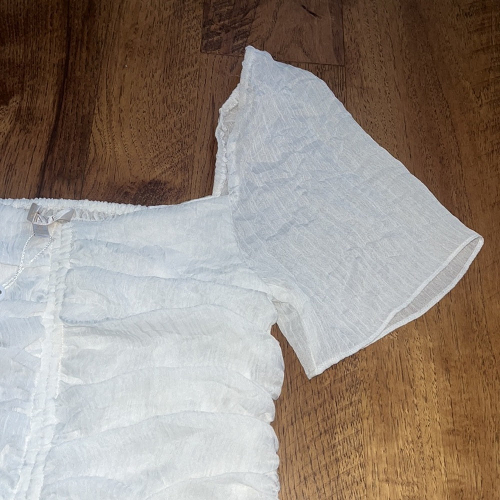NWT Wayf Woman’s White Top Size XS