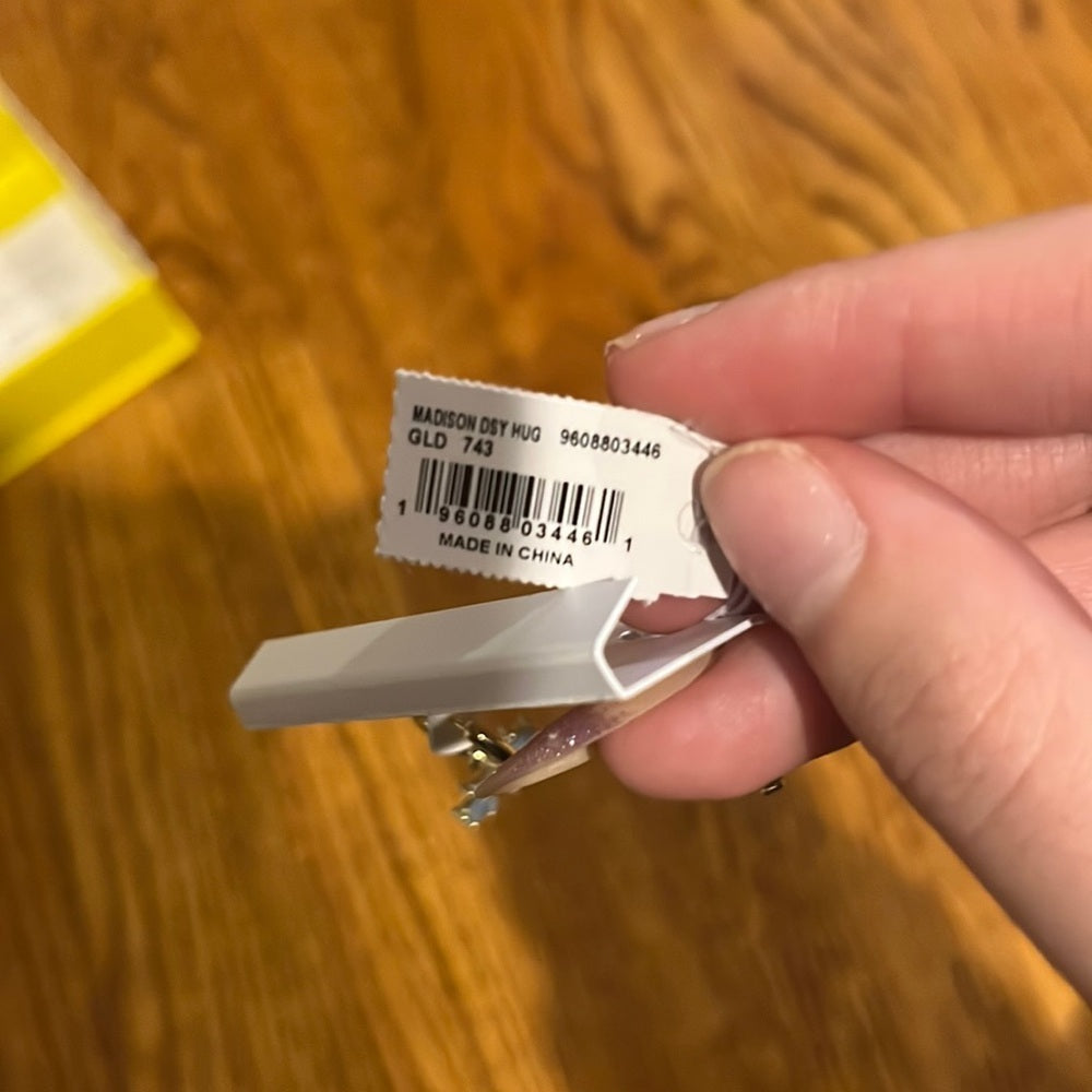 NWT Kendra Scott Woman’s Madison DSY Gold Flower Earrings