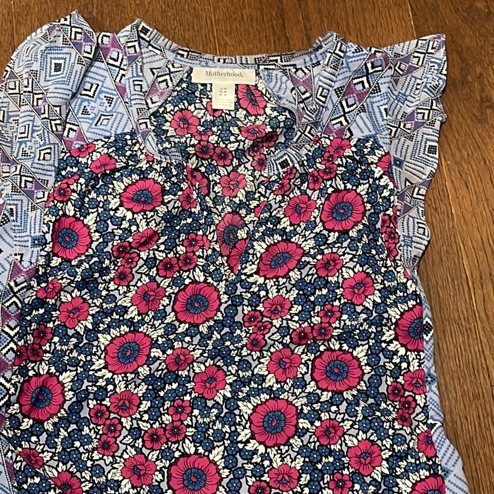 Motherhood Sleeveless Blouse Size Medium
