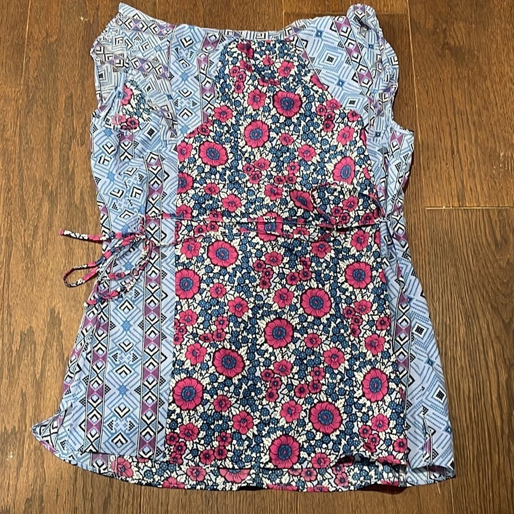 Motherhood Sleeveless Blouse Size Medium