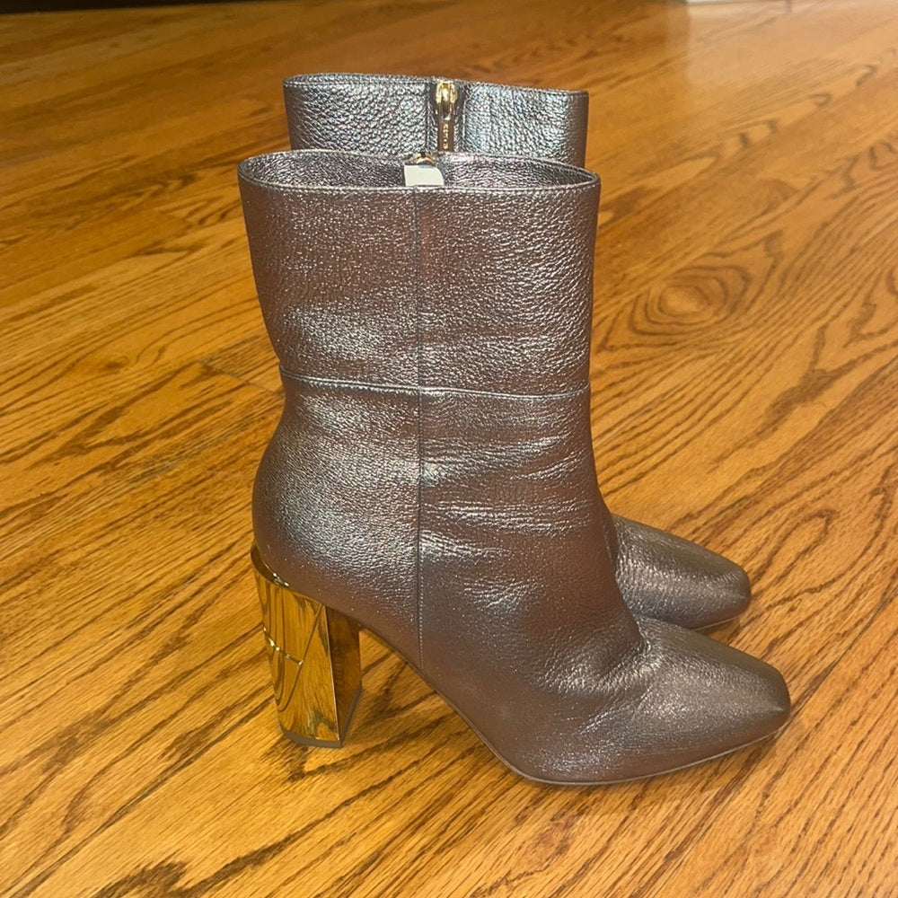 Jimmy Choo Woman’s Metallic Heeled Boots Size 39.5