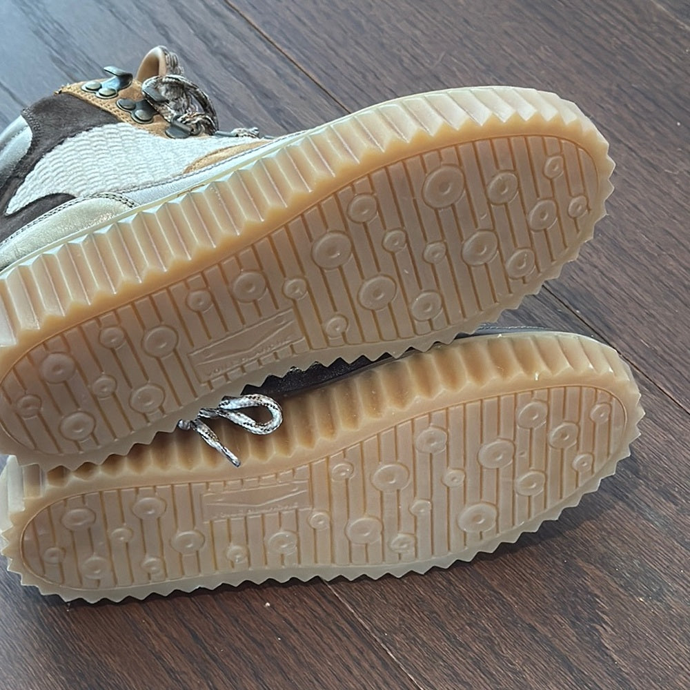 Voile Blanche Eva Hike High-Top Sneakers in Brown and Tan Size 37/7