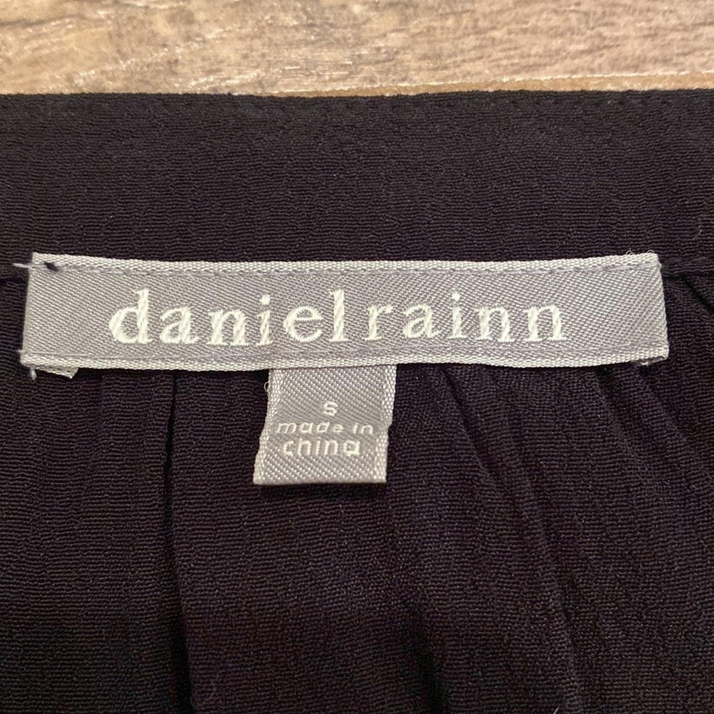DANIEL Rainn Women’s Blouse with Pattern Size Small