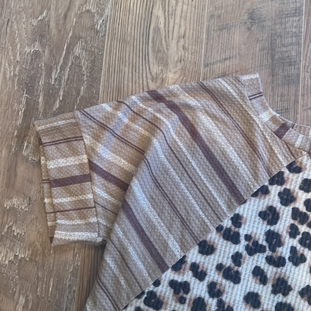 NWT Oddy Woman’s Brown Short Sleeve With Cheetah Design Size 1X