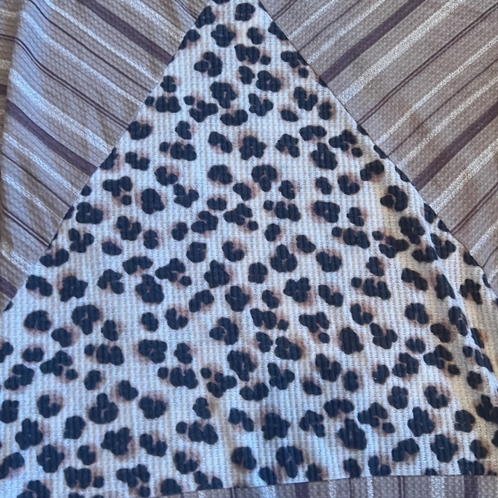NWT Oddy Woman’s Brown Short Sleeve With Cheetah Design Size 1X