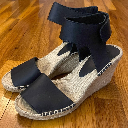 Vince Women’s Black Wedge Sandals Size 7