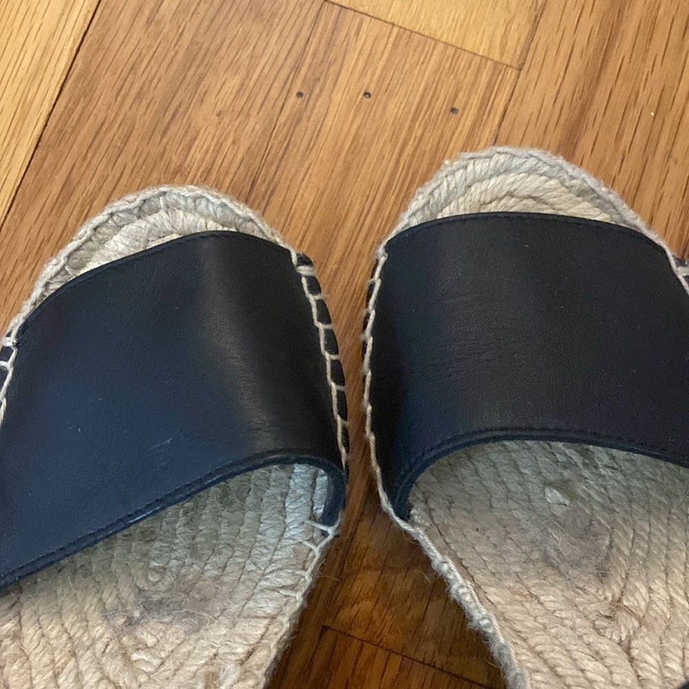 Vince Women’s Black Wedge Sandals Size 7