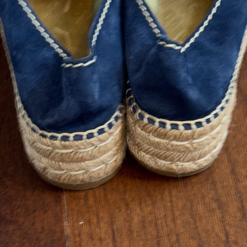 Prada Women’s Blue Suede Blue Espadrille Slip-On Peep Toe Shoes Size 39/9
