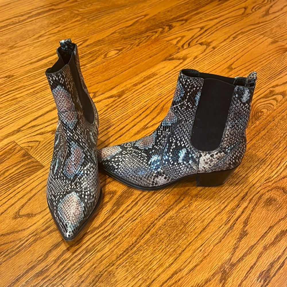 PAIGE Woman’s Snake Skin Booties Size 8