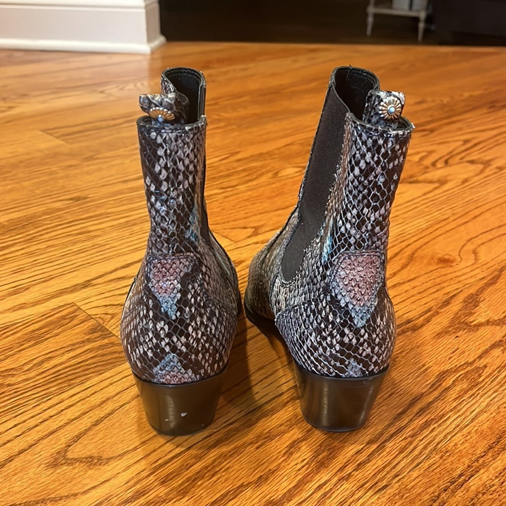 PAIGE Woman’s Snake Skin Booties Size 8