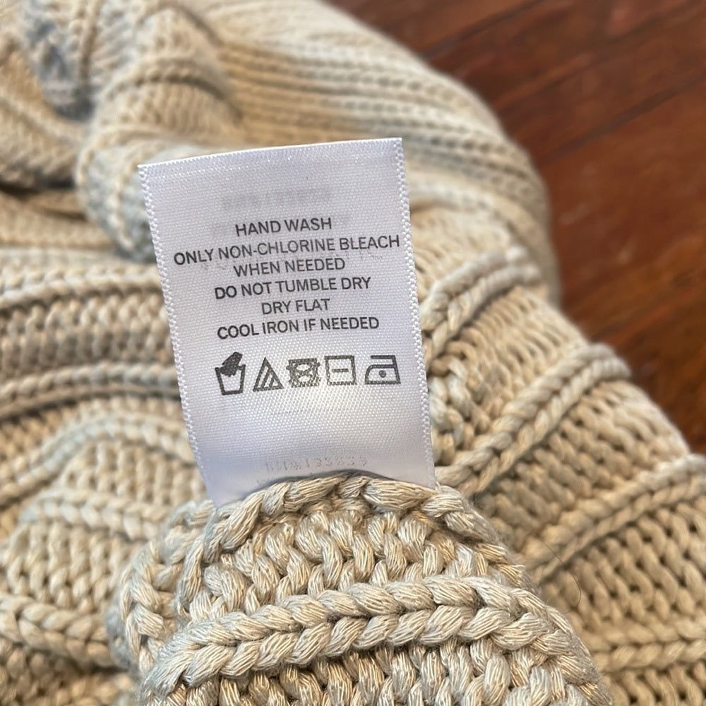 NWT Lovers + Friends Women’s Gray Sweater Size S