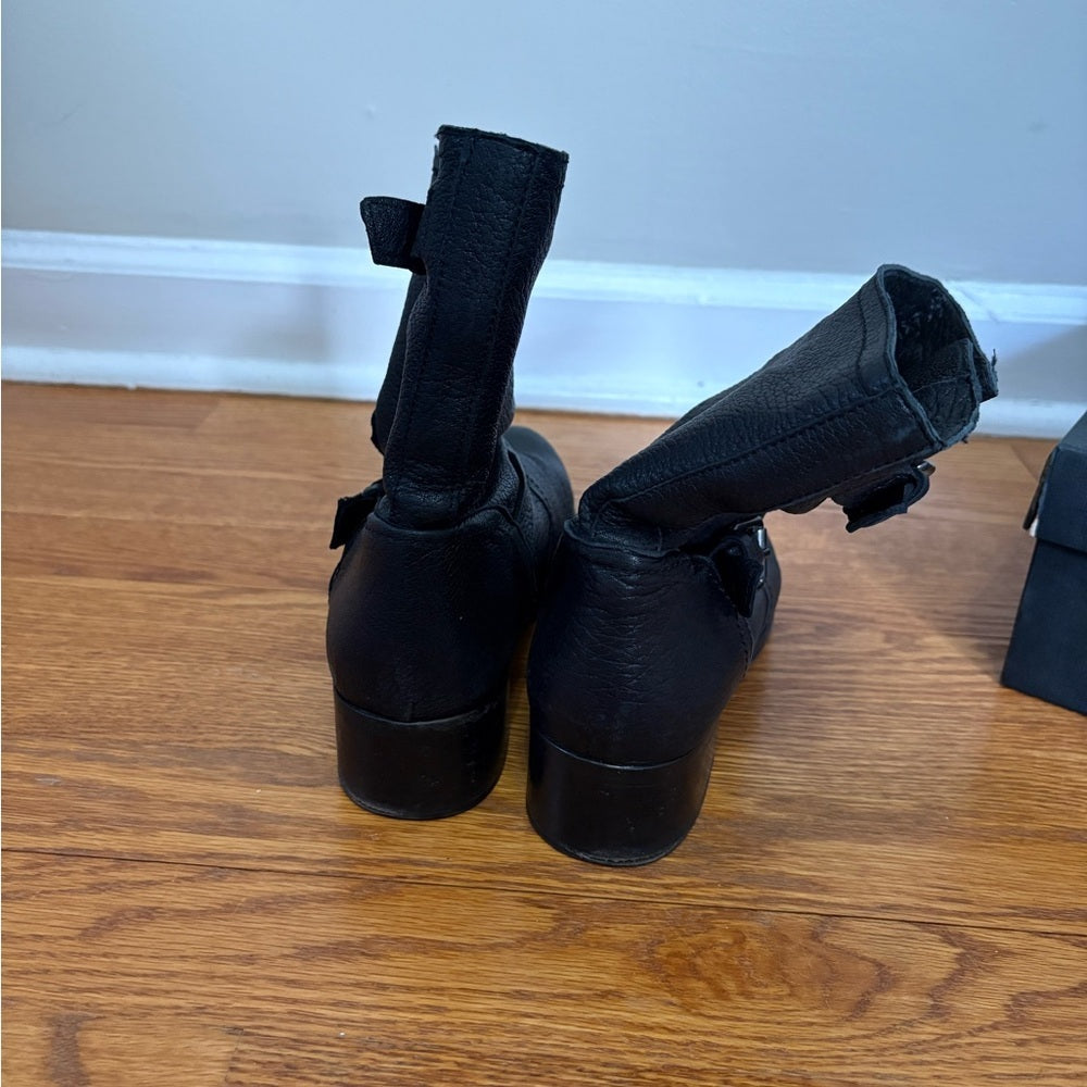 Adriana New York Black Leather Women's Boots
