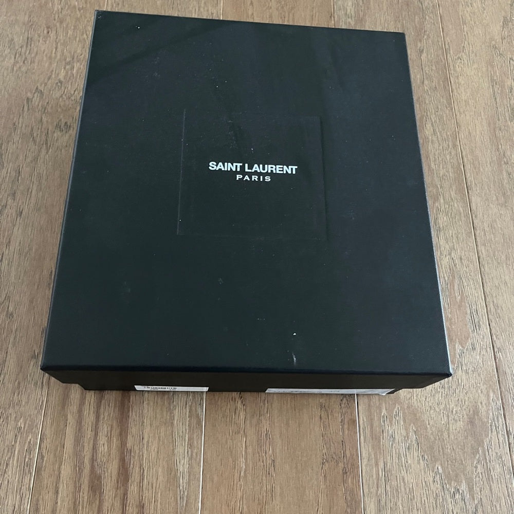 Yves Saint Laurent YSL Women's Silver Strappy Sandals Size 7