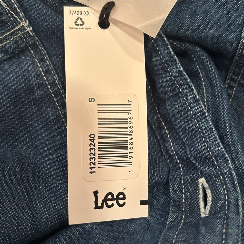NWT Lee Women’s Collard Jean Button Down Size S