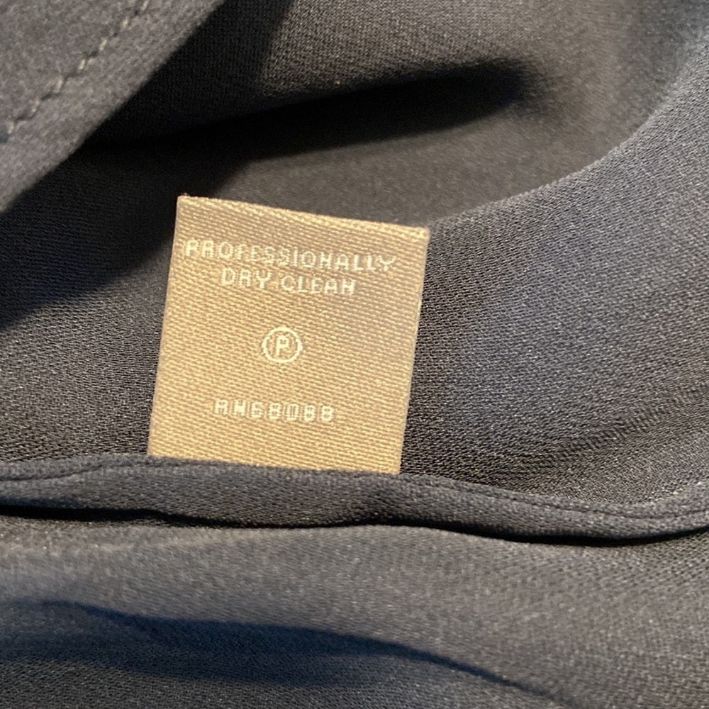 WOMEN’S Neiman Marcus Cashmere collection sweater. Blue. Size S