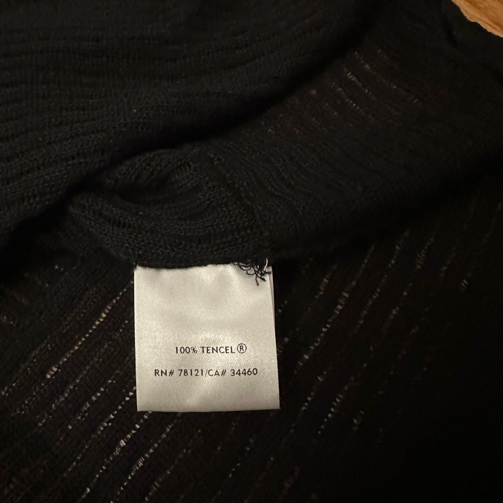 Eileen Fisher Short Sleeve Black Tee Size Small