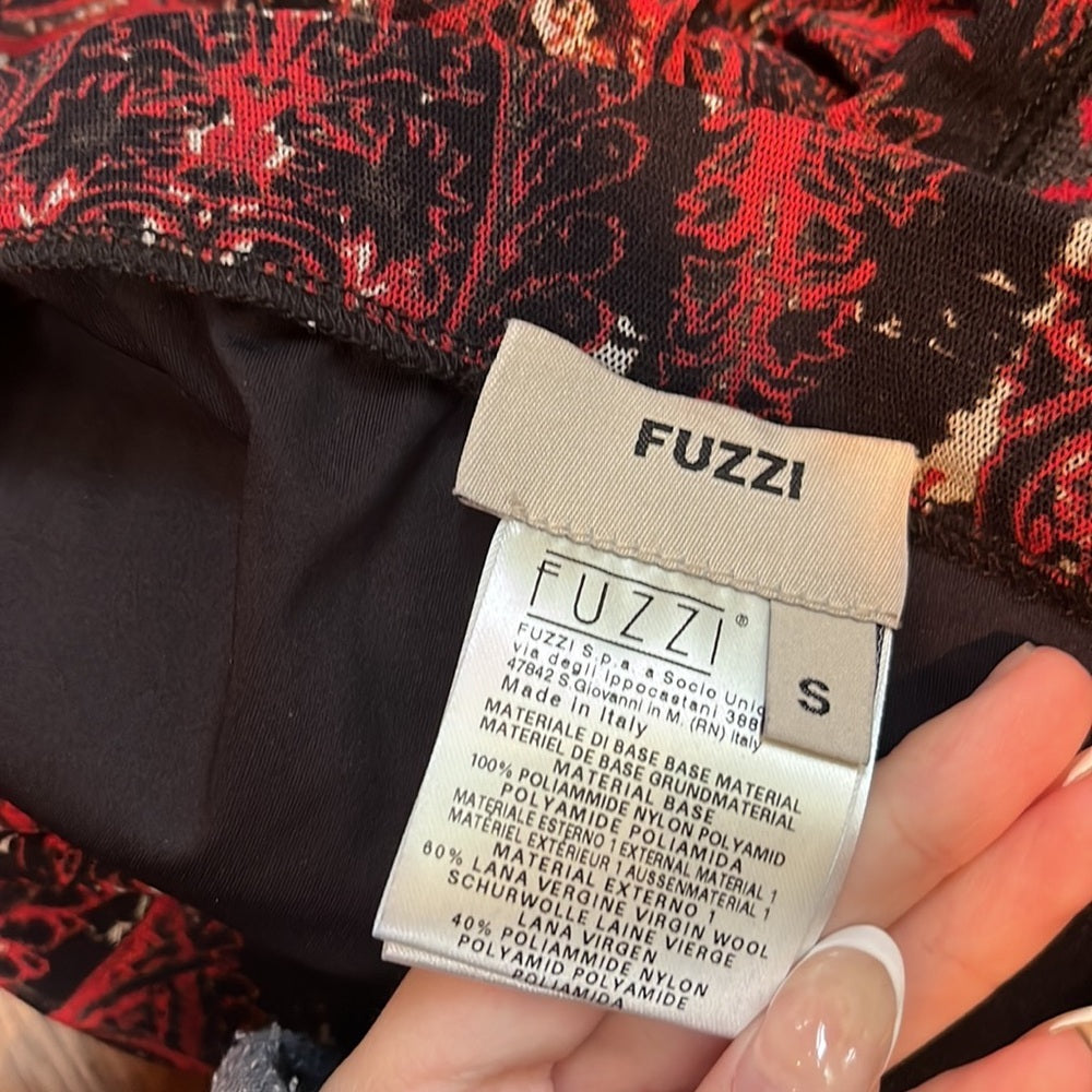 Fuzzi Woman’s Red and Black Skirt Size S