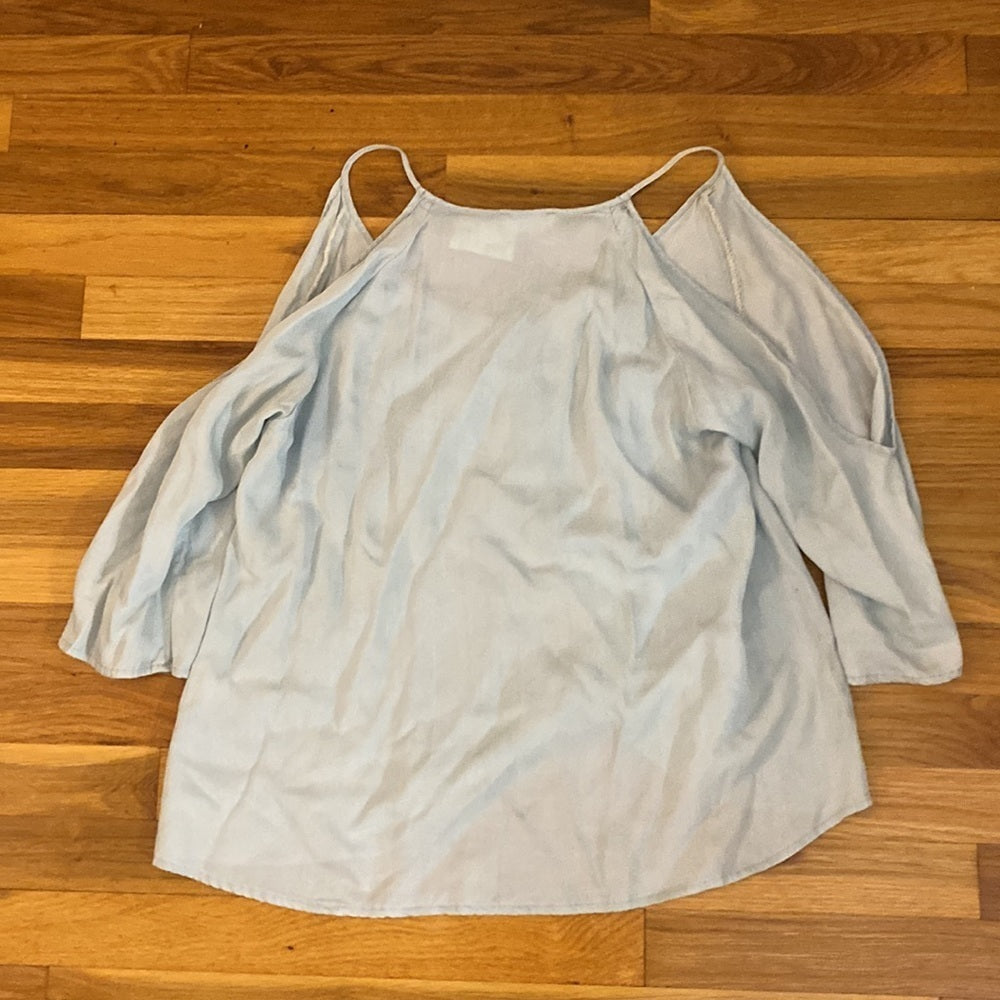 NWT Glam Women’s Blue Cold Shoulder Blouse Size M