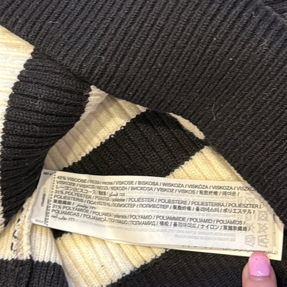 MNG Women’s Sweater Black and White Size Small