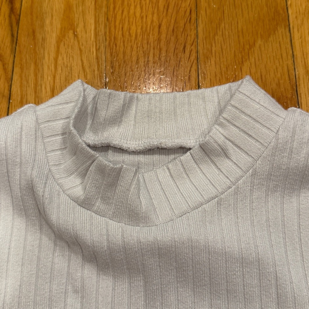 Abercrombie Kids White Ribbed Top Size 9/10