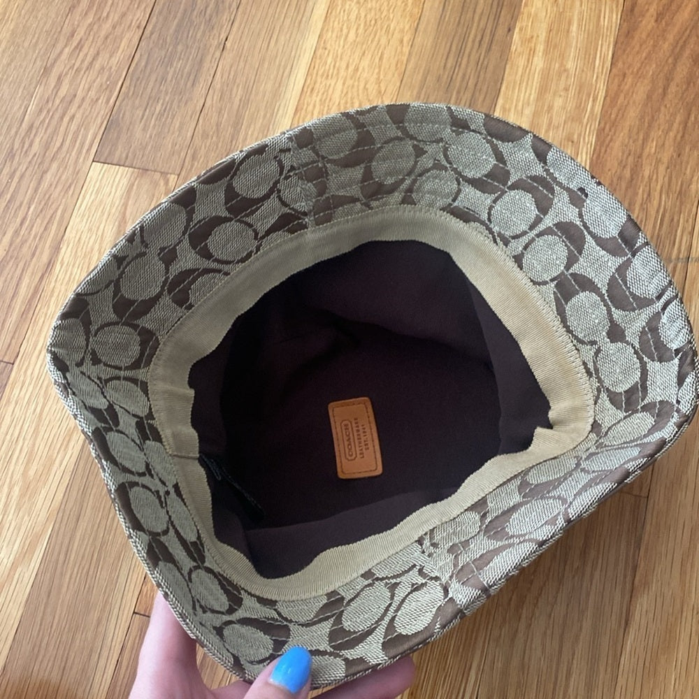 Coach Women’s Tan Logo Bucket Hat OS
