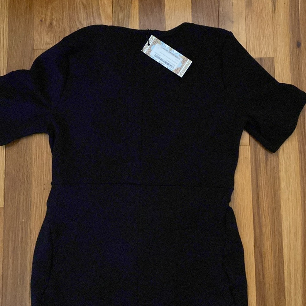 NWT Boohoo Women’s Black Tie Front T-Shirt Dress Size 10