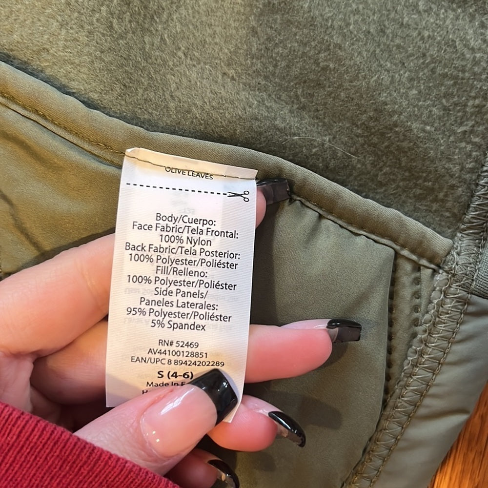 NWT Avia Woman’s Olive Leaves Vest Size S (4-6)