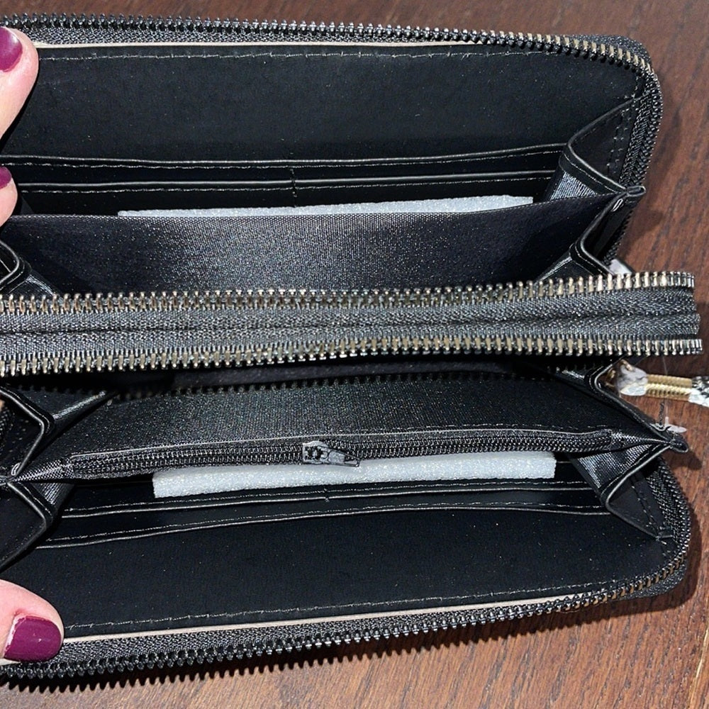 NWT Rebecca & Rifka Double Zip Wallet/Wristlet