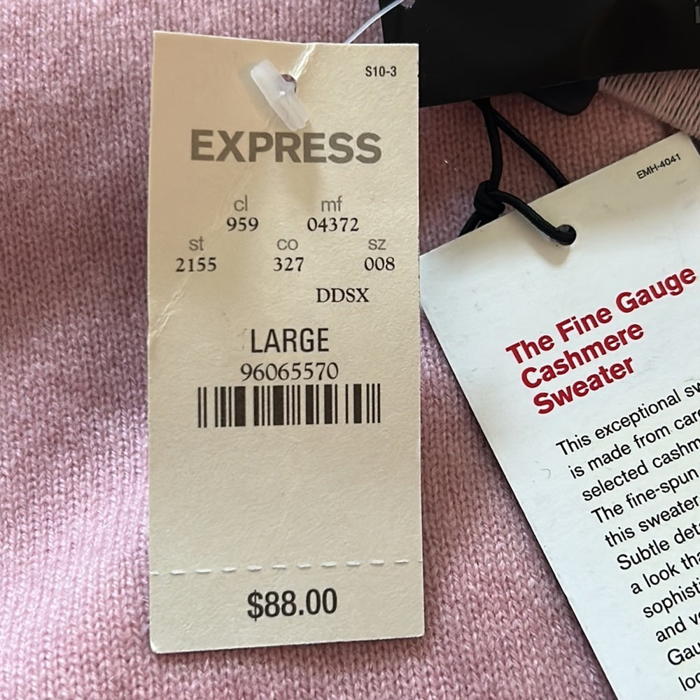 NWT Express Women’s Pink Soft Button Up Sweater Size Large