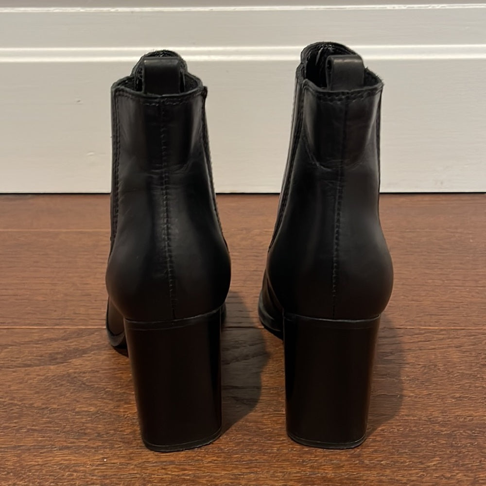 Marc Fisher Black Mayden Leather Bootie Size 8