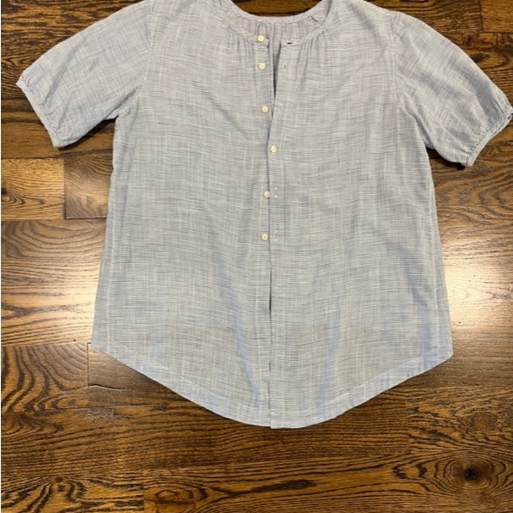 Blue Women’s linen Blouse Size Small
