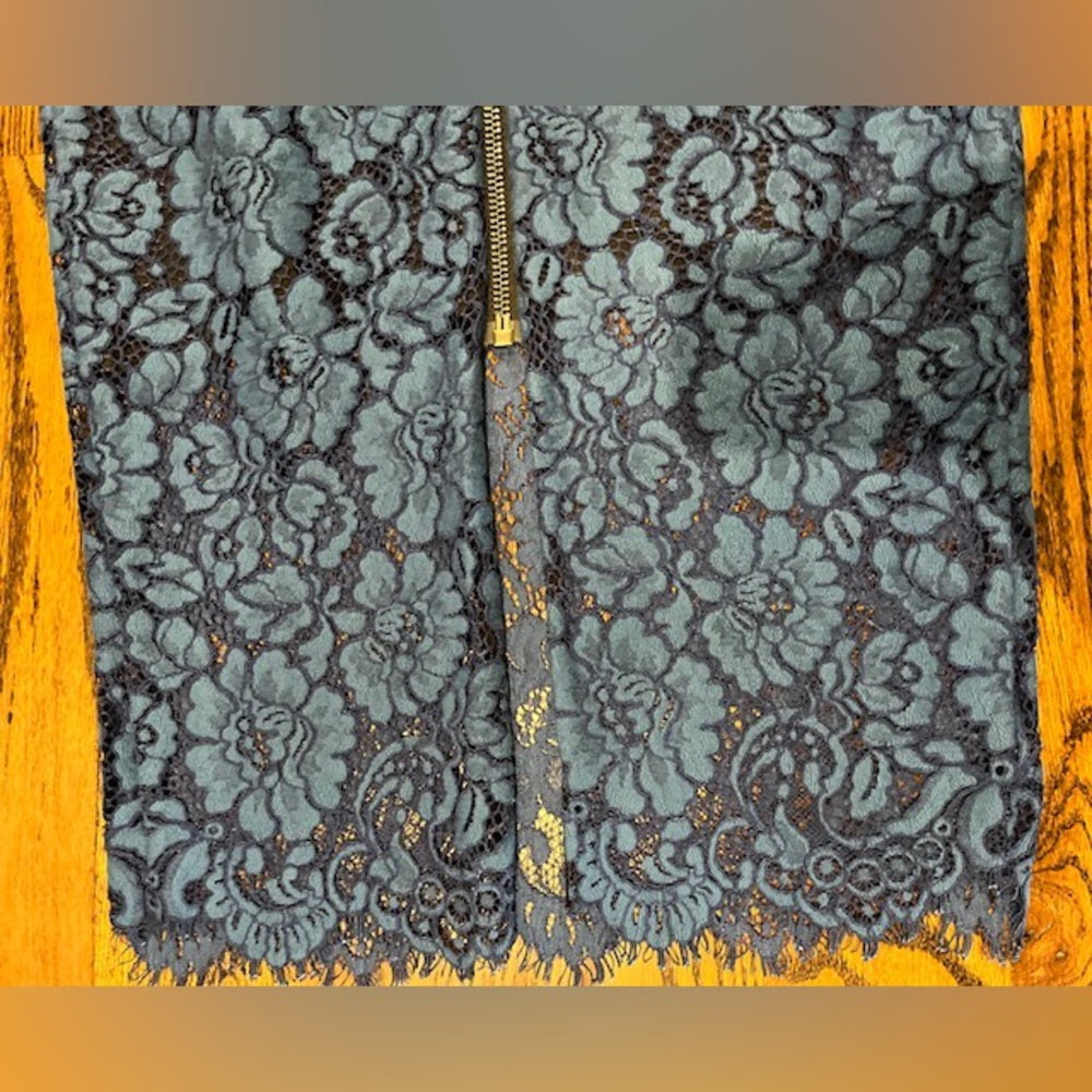 Veronica Beard Women’s Blue Lace Long Sleeved Dress Size 6