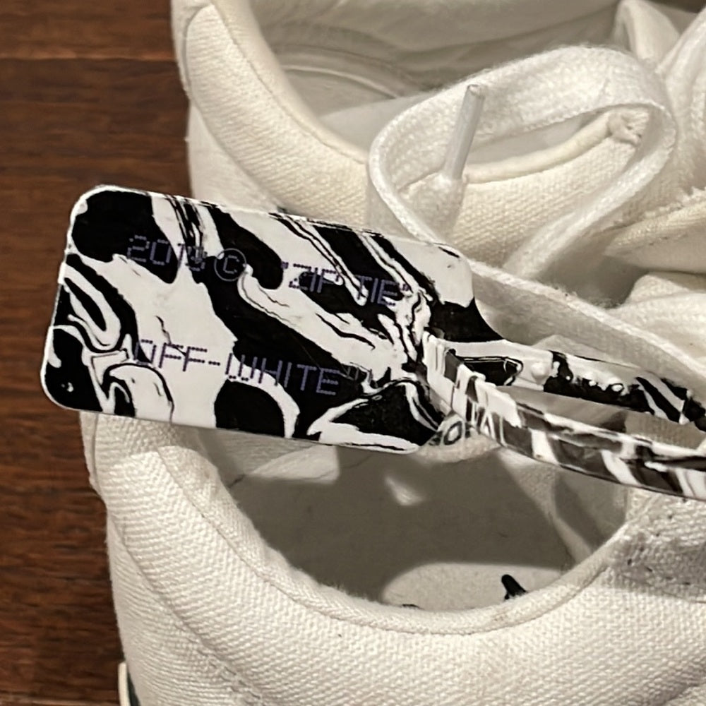 Off White Vulcanized Bicolor Low Top Sneakers Size 41 US 11