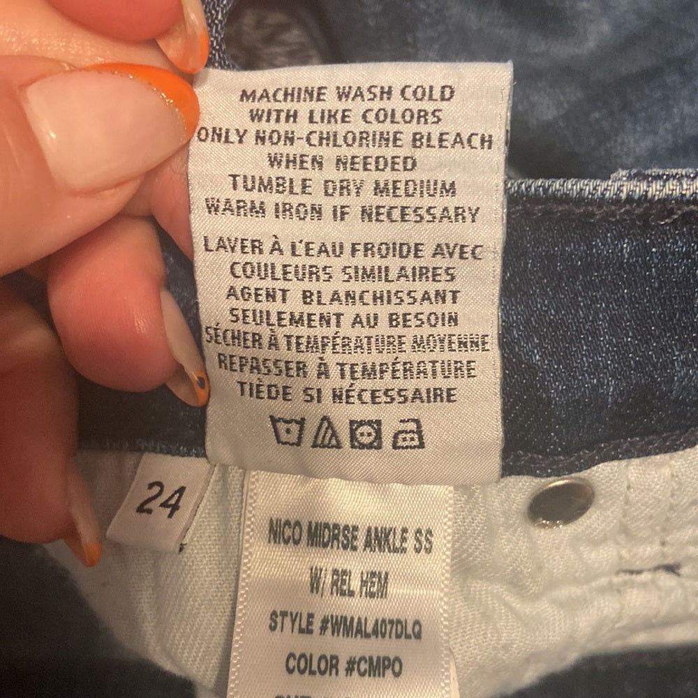 Women’s Hudson jeans. Blue. Size 24