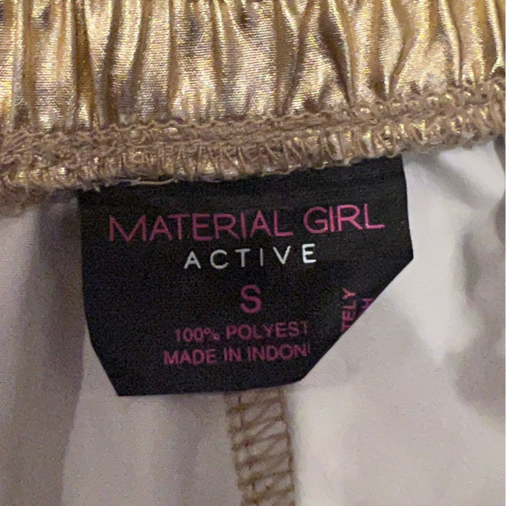 Material Girl Woman’s Gold Shorts Size Small