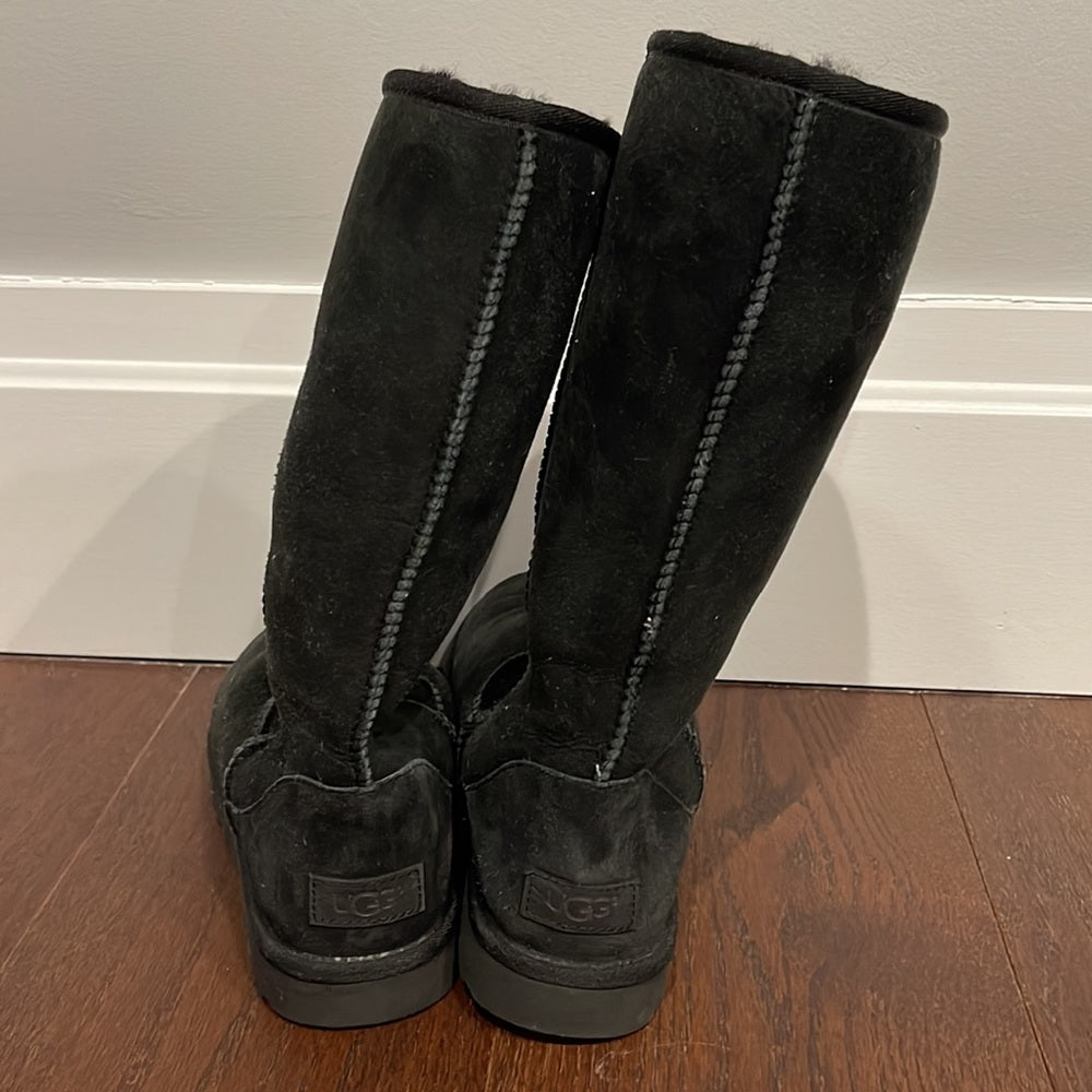 Ugg Women’s Black Tall Boots Size 8