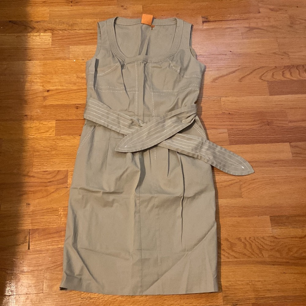 Women’s Tory Burch dress. Tan. Size 4