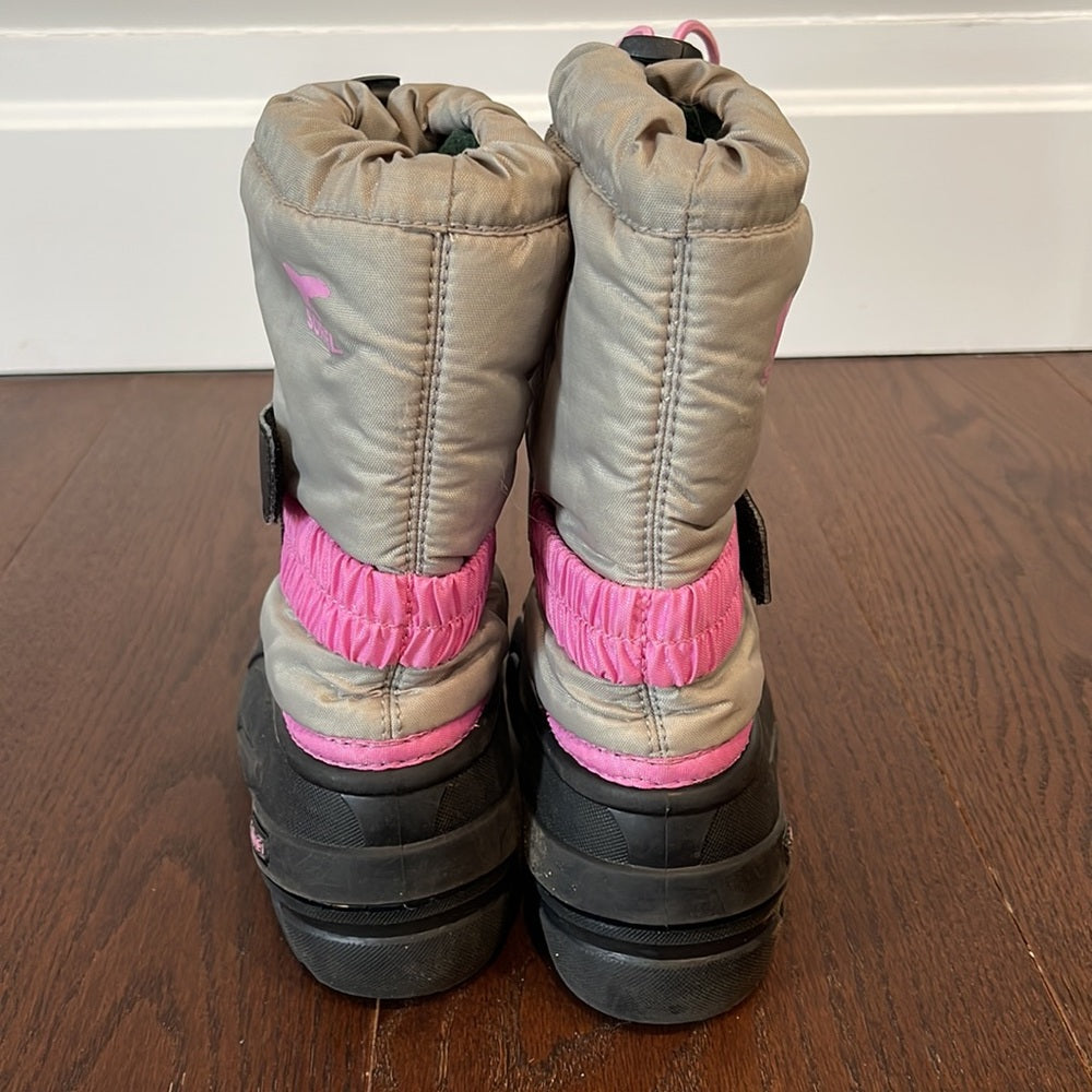 Sorel Girls Winter Grey and Pink Boots Size 13