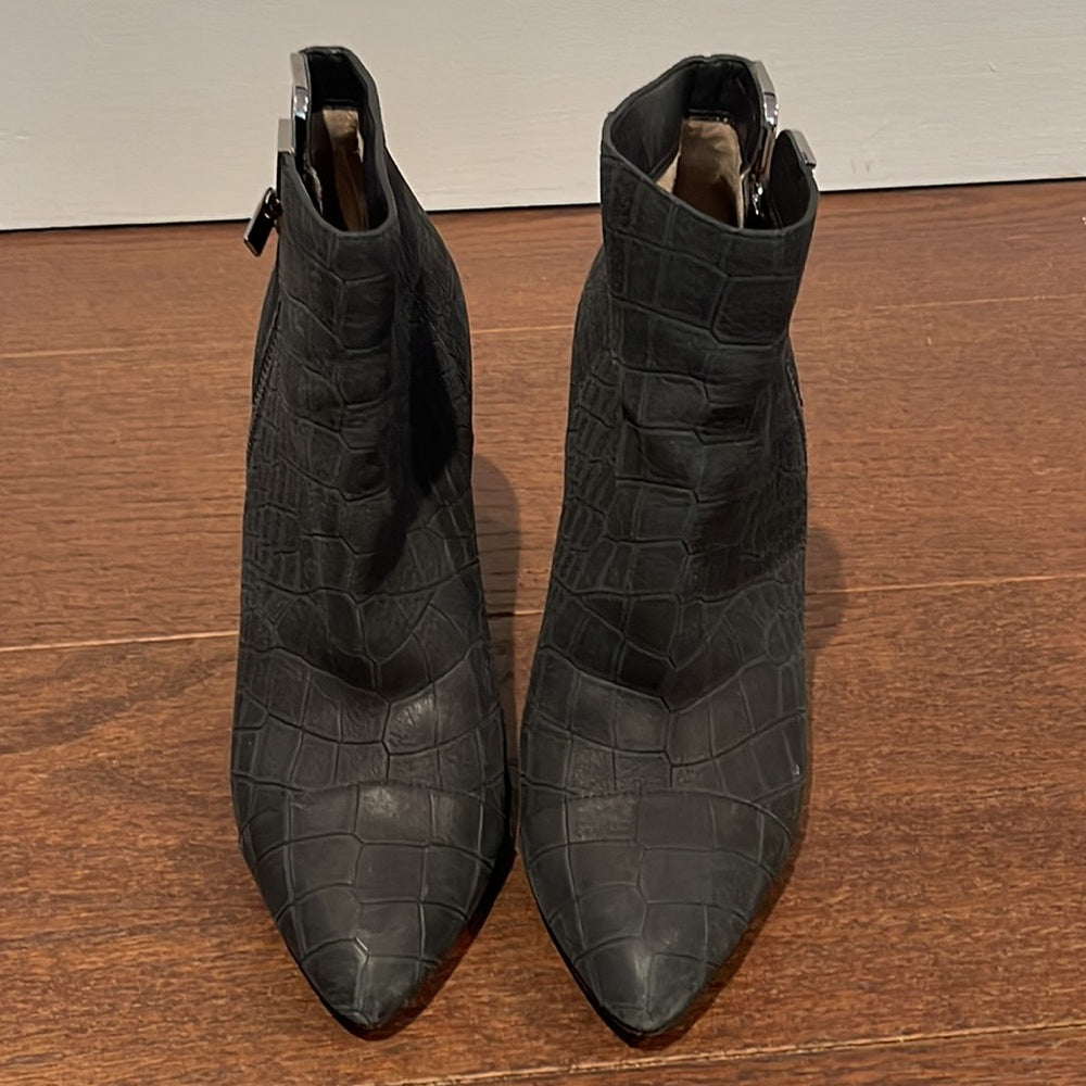 Lanvin Women’s Black Suede Booties Size 39.5/9.5