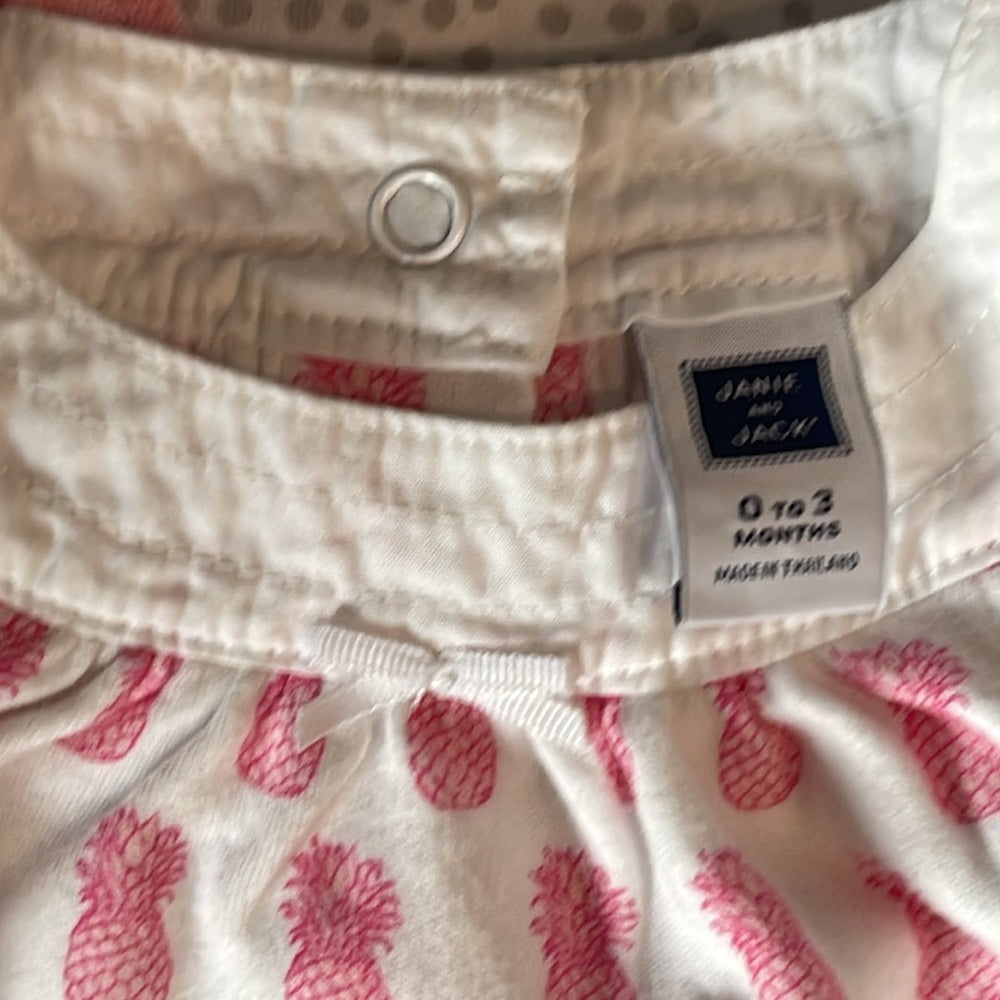 Girls Short Sleeve Onsies and 2 Bubbles Size 0-3 months