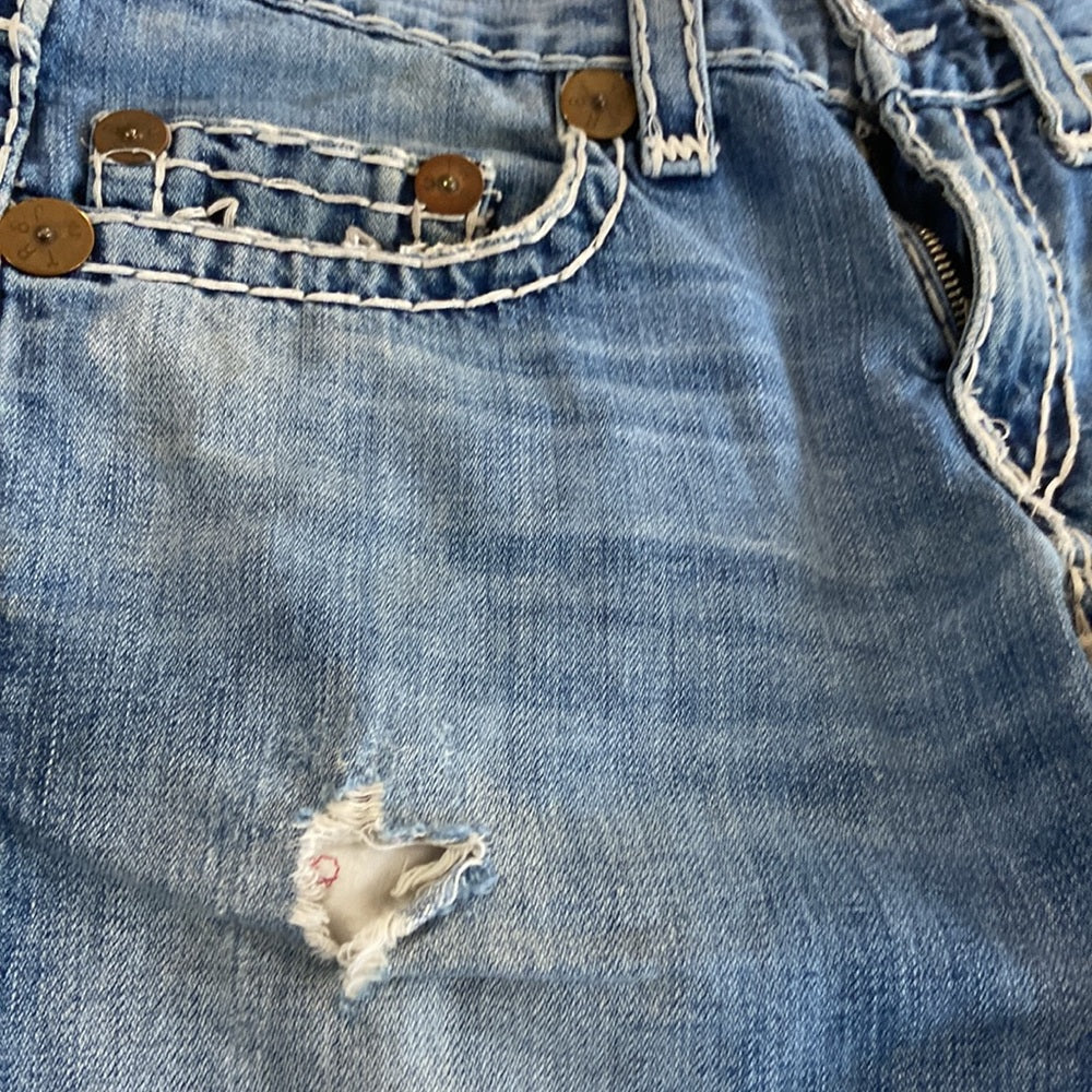 Men’s True Religion jeans. Blue denim. Size 32
