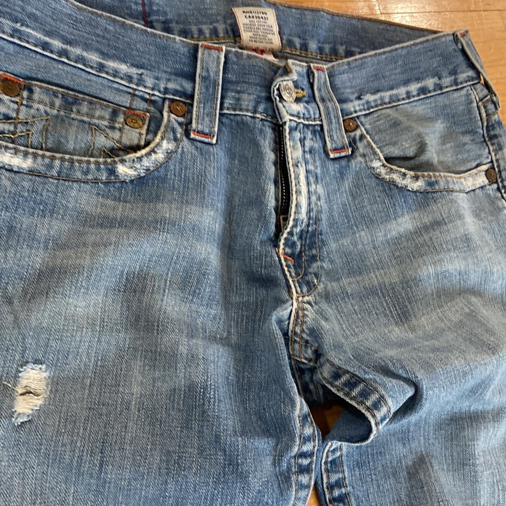 Men’s True Religion jeans. Blue denim. Size 32