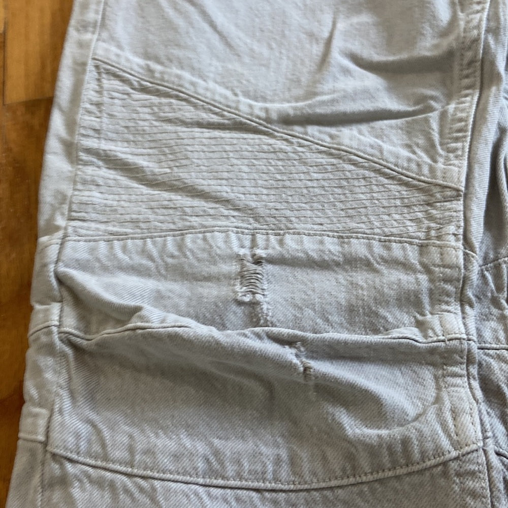 Men’s Hudson jeans. Light grey. Size 31